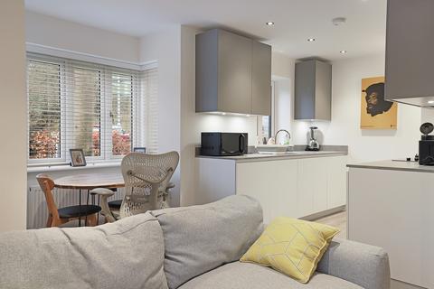 undefined, Royal Oak Close, Essex IG10
