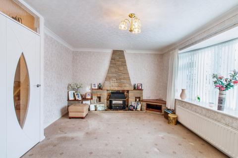 3 bedroom semi-detached house for sale, Dunstan Close, West Yorkshire WF5