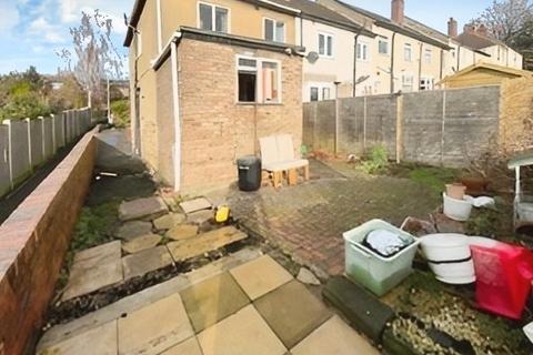 3 bedroom end of terrace house for sale, The Orchard, West Yorkshire WF5