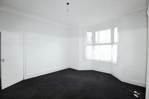 2 bedroom apartment to rent, Kinmel Street, Denbighshire LL18