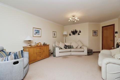 2 bedroom flat for sale, Spinnaker Way, Dunfermline KY11