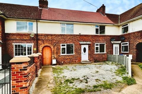 3 bedroom terraced house to rent, Elm Place, Doncaster DN3