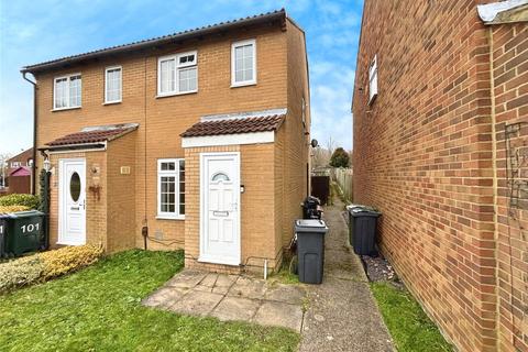 2 bedroom terraced house to rent, Manorfield, Kent TN23