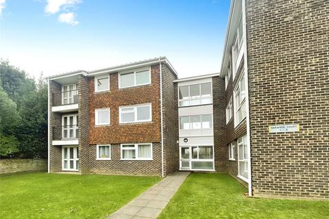 2 bedroom flat for sale, Oakwood Court, West Sussex PO21