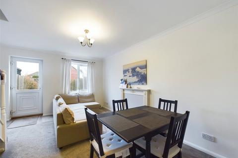 2 bedroom terraced house for sale, Oxford Close, Basildon SS16