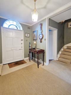 4 bedroom end of terrace house for sale, St Margaret's Street, Rochester