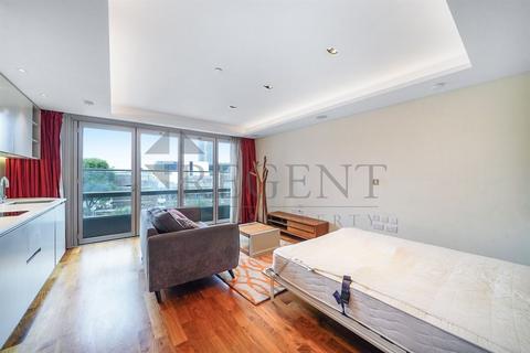 Studio to rent, Canaletto Tower, City Rd, EC1V