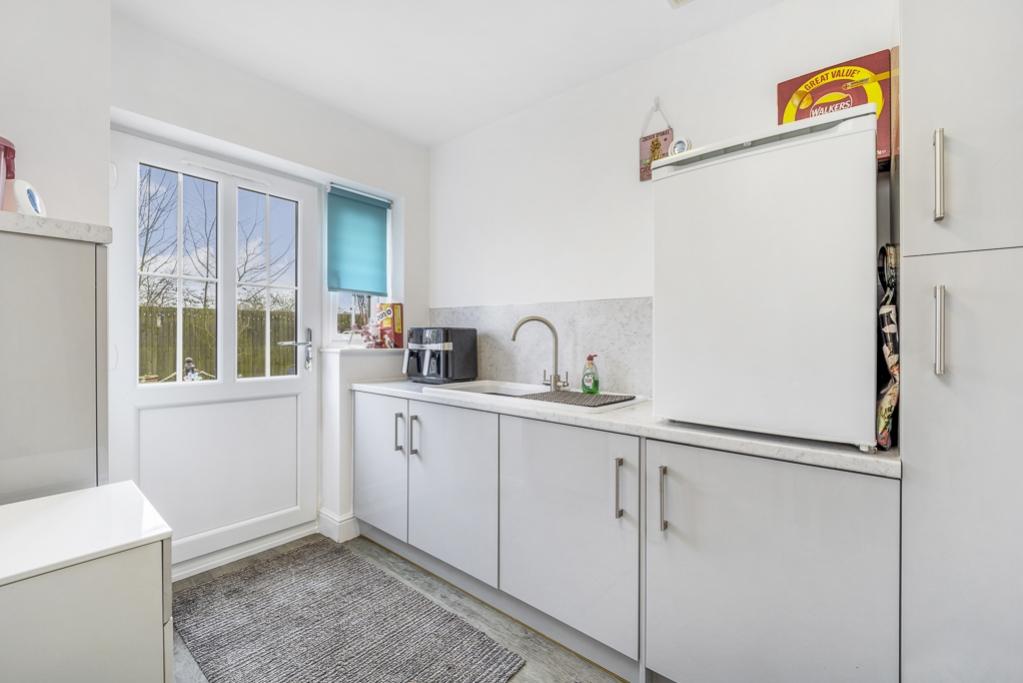 10 Tower Gardens (Sutterton)-28