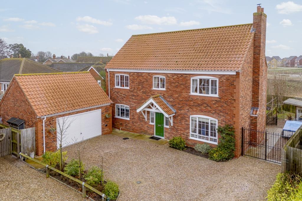 10 Tower Gardens (Sutterton)-2