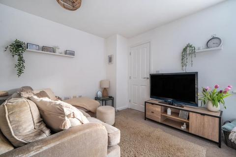 1 bedroom flat for sale, Adderbury,  Banbury,  Oxfordshire,  OX17