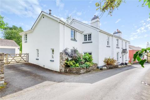 4 bedroom detached house for sale, Broadhempston, Devon