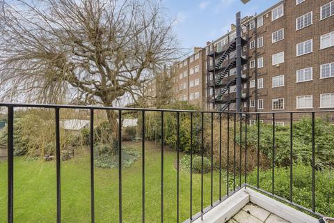 1 bedroom apartment for sale, Priors Lodge, Richmond