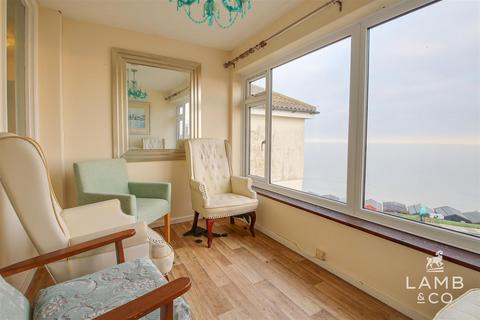 Anchor Lodge Cliff Parade, Walton On The Naze, CO14 8HB