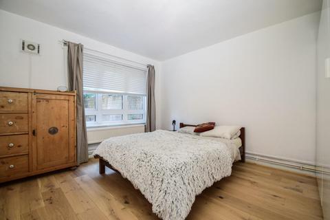 1 bedroom flat to rent, Queen Margarets Grove, London, N1