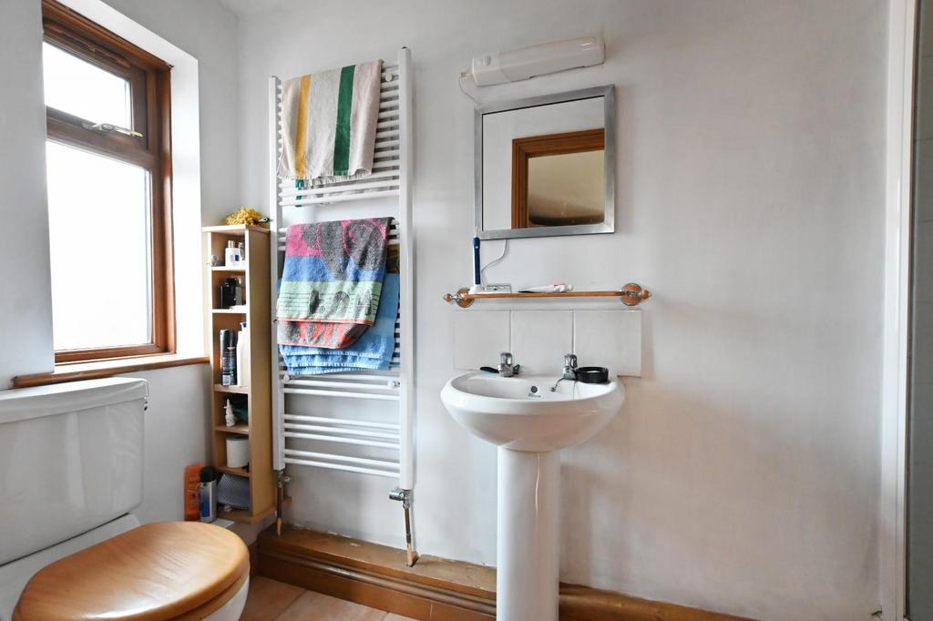 En suite shower room