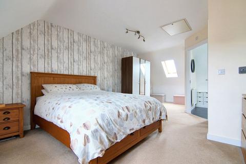 77 Astoria Drive, Coventry, CV4 9ZY