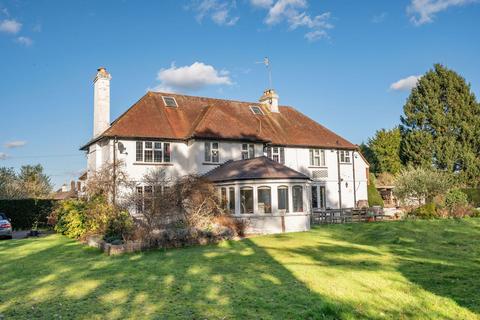 67 Worthing Road, Horsham, RH12 1TD