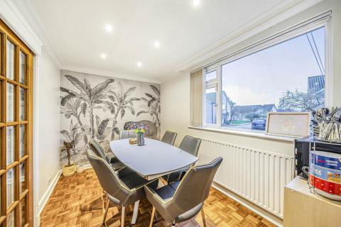 3 bedroom maisonette for sale, Merryfield Gardens, Stanmore, Middlesex