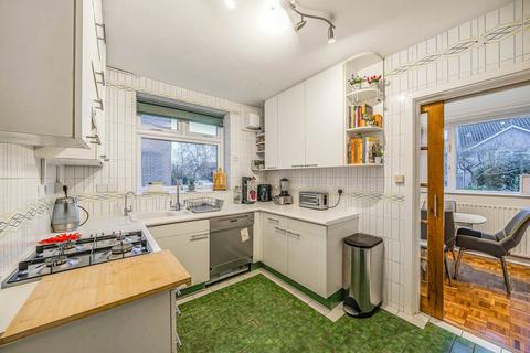 11 Merryfield Gardens, Stanmore, HA7 4TG
