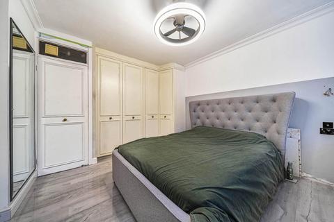 11 Merryfield Gardens, Stanmore, HA7 4TG
