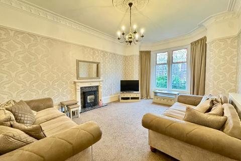 6 bedroom detached house for sale, Chambres Road Southport PR8 6JQ