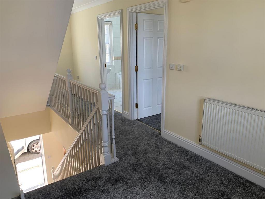 Ts HEl RPU-0 O2 Ngdo0ts Ji A.jpg