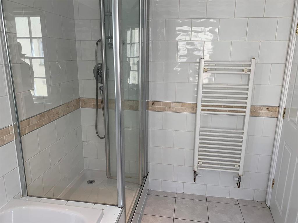 Liozhm O5b U6 KNCa4l Kw X5w.jpg