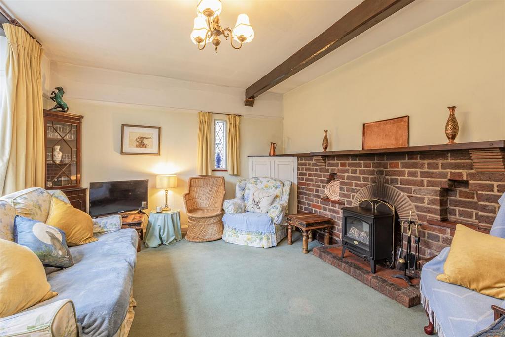 West Cottage, 50 Parvis Road, Byfleet, KT14 7 EH -