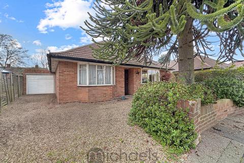 3 bedroom bungalow for sale, Chestnut Avenue, Colchester , Colchester, CO2