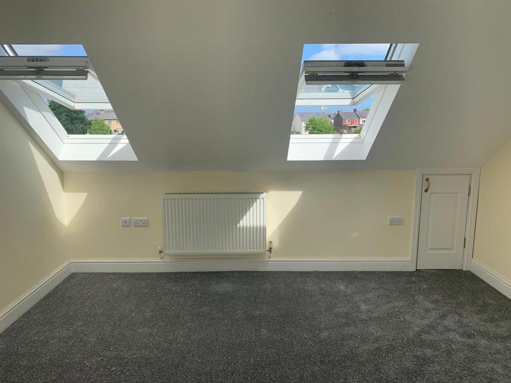 1h2 J5-b HGm ZAAk RJNMW7y24 GNc.jpg