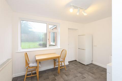 9 Warminster Place, Sheffield, S8 8PU
