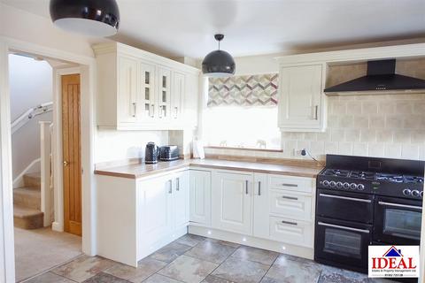 19 Osprey Close, Adwick Le Street, Doncaster, DN6 7UN