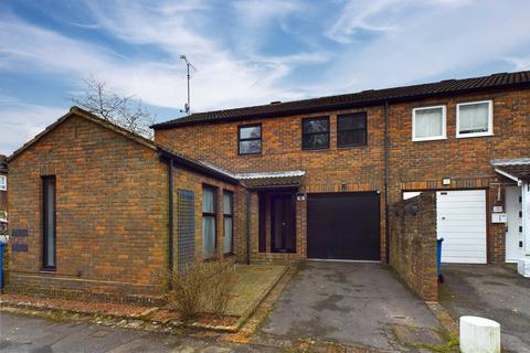 3 bedroom end of terrace house for sale, Jevington, Bracknell, Berkshire, RG12