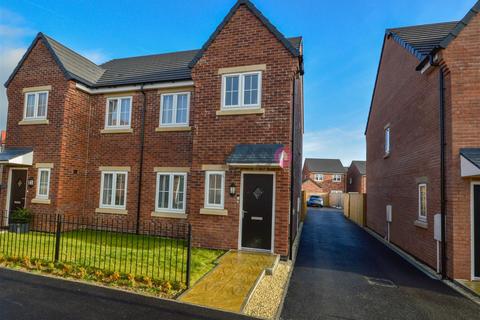 3 bedroom semi-detached house for sale, Hawthorne Road, Barlborough, Chesterfield, S43