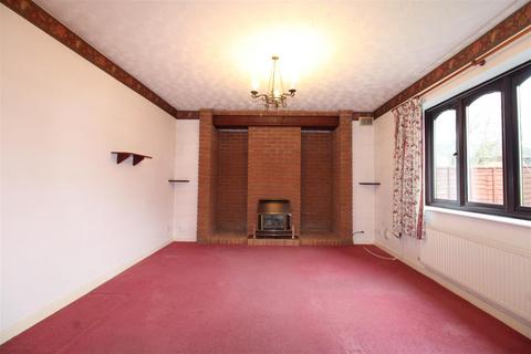 2 bedroom flat for sale, Stamford Road, Brierley Hill