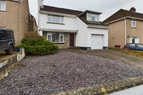 3 bedroom detached house for sale, 59 Queensway, Haverfordwest