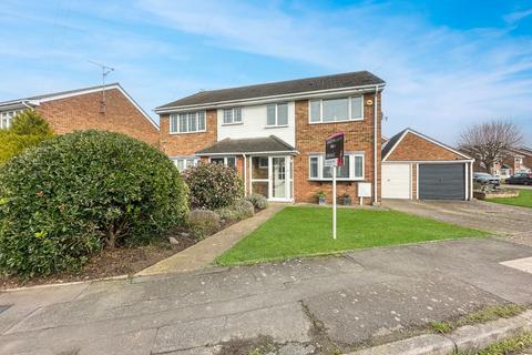 43 Beechcroft Avenue, Linford, Stanford-le-hope, SS17 0RE
