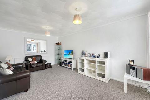 43 Beechcroft Avenue, Linford, Stanford-le-hope, SS17 0RE
