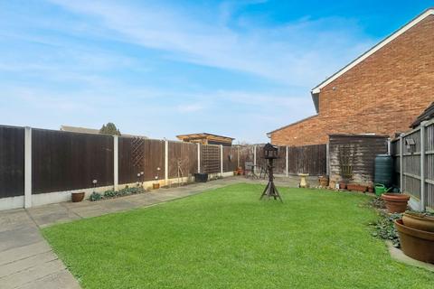 43 Beechcroft Avenue, Linford, Stanford-le-hope, SS17 0RE