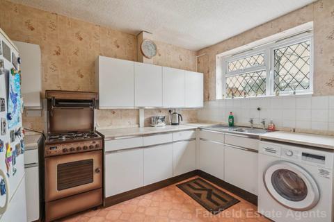 1 bedroom flat for sale, Ludlow Mead, South Oxhey