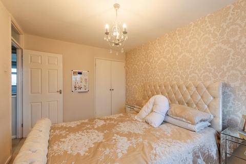 2 Sherwood Close, Bexley, DA5 3EB
