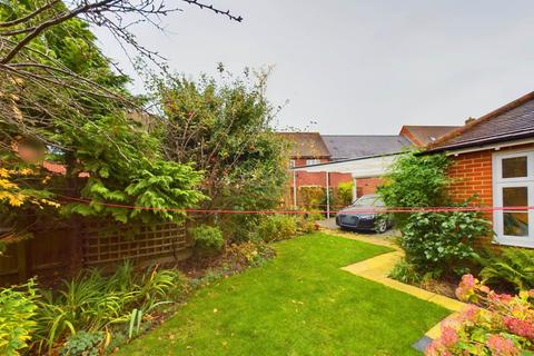 5 bedroom detached house for sale, Wykeham Path, Aylesbury HP19