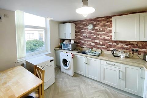 3 bedroom apartment for sale, Mottram Road, Stalybridge