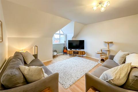 1 bedroom penthouse for sale, Gatcombe Court, Dexter Close, St. Albans, Hertfordshire, AL1