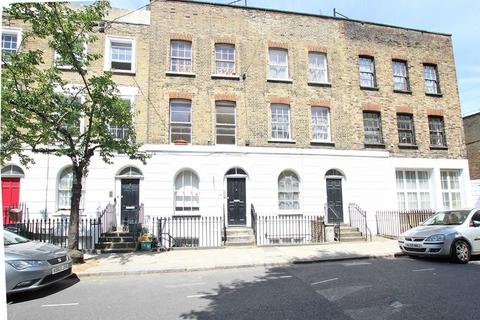 Studio to rent, Offord Road, London N1