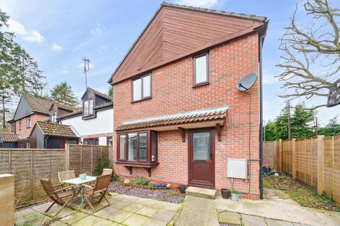 2 bedroom terraced house for sale, Sweetbriar Gardens, Hampshire PO7