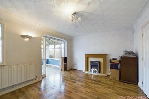 6 Blackbrook Drive, Ruabon, Wrexham, LL14 6BP