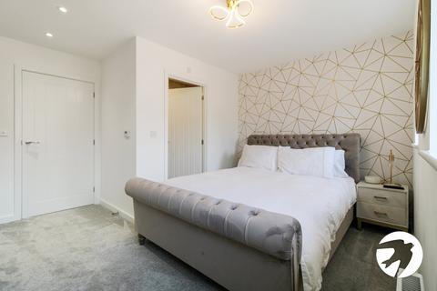1 Paris Drive, Northfleet, Gravesend, DA11 8GU