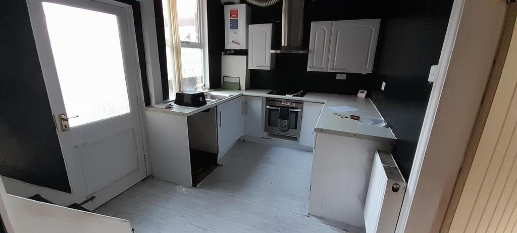 Kitchen 2