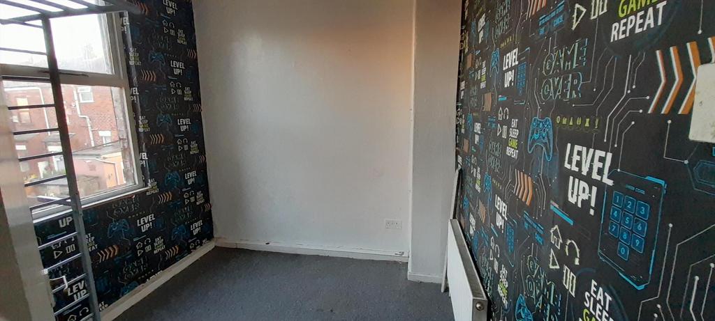 2nd Bedroom